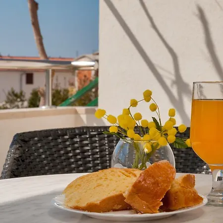 House Marta Baška Voda