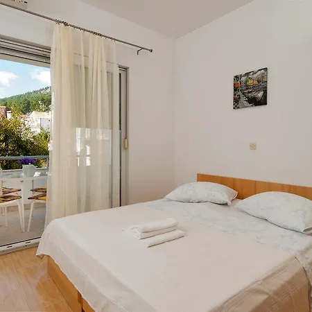 House Marta Apartment *