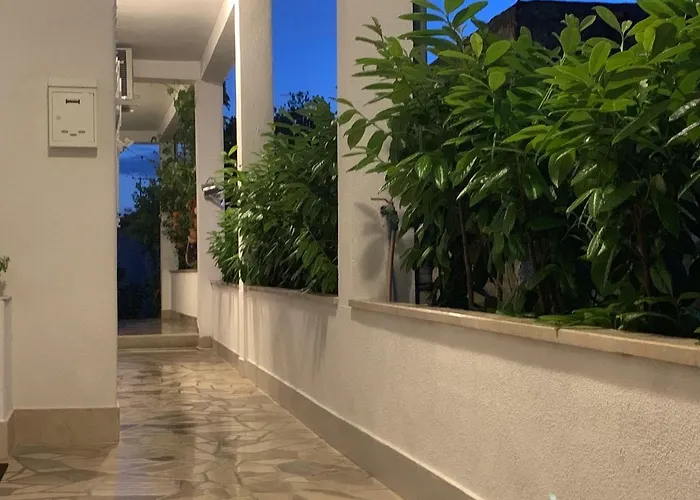 Apartment House Marta *